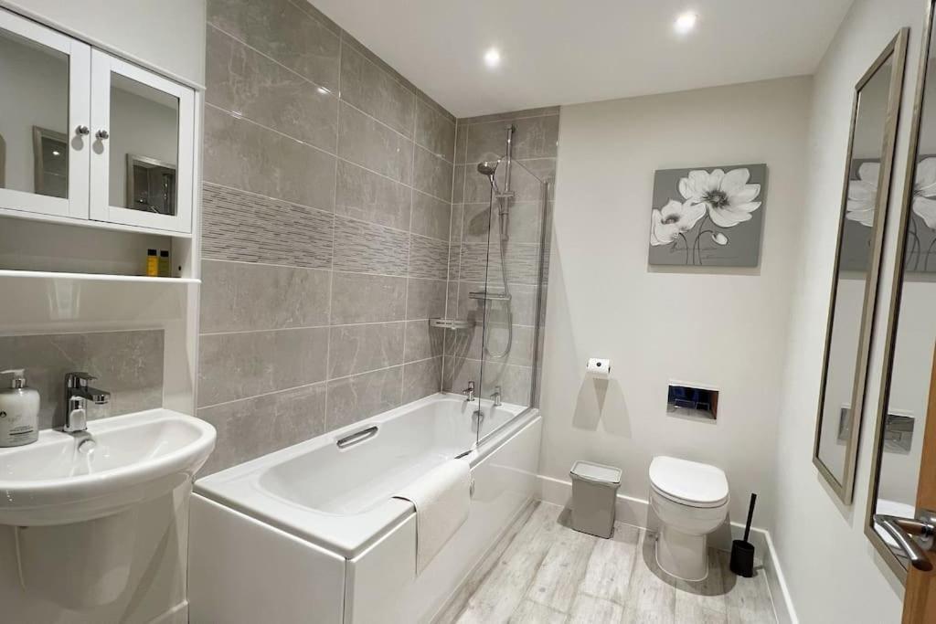 No6, Luxury Townhouse Near Bicester Village Экстерьер фото